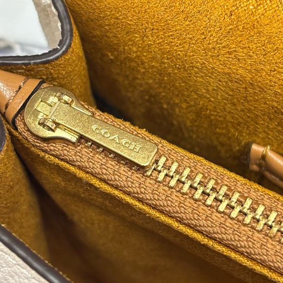 Coach Tabby Shoulder Bag 26 in Polished Pebble Leather - Chalk Authentic! - Picture 9 of 14